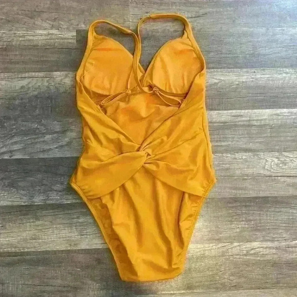 1
 Bleu Rod Beattie Desert Dreams Goldenrod Yellow One Piece Swimsuit - Picture 3 of 4